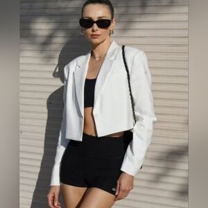 Alo Yogo Crop Blazer